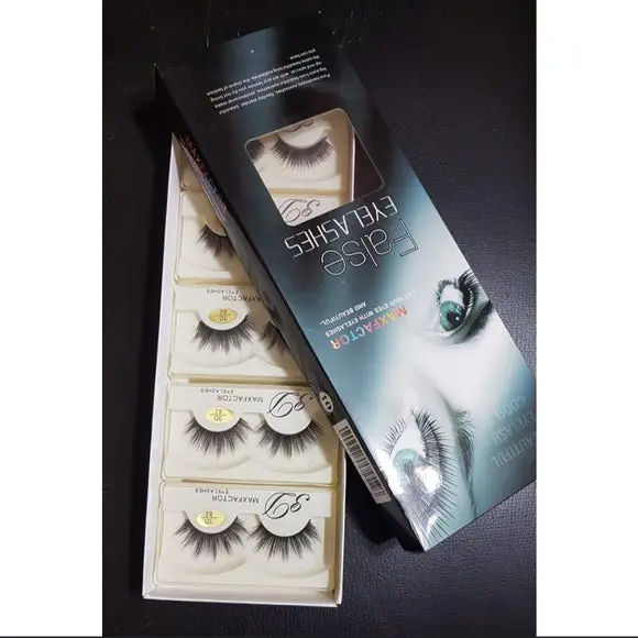 False Eyelashes Box